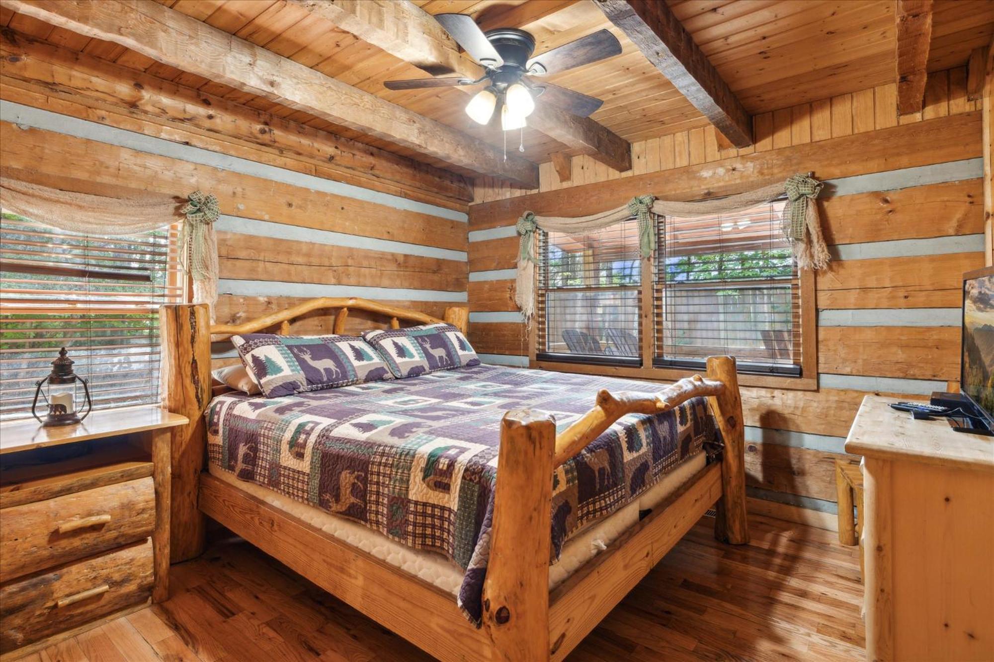 A Charming Cabin, Pool, Firepit, Hot Tub-Jacuzzi Gatlinburg Ngoại thất bức ảnh