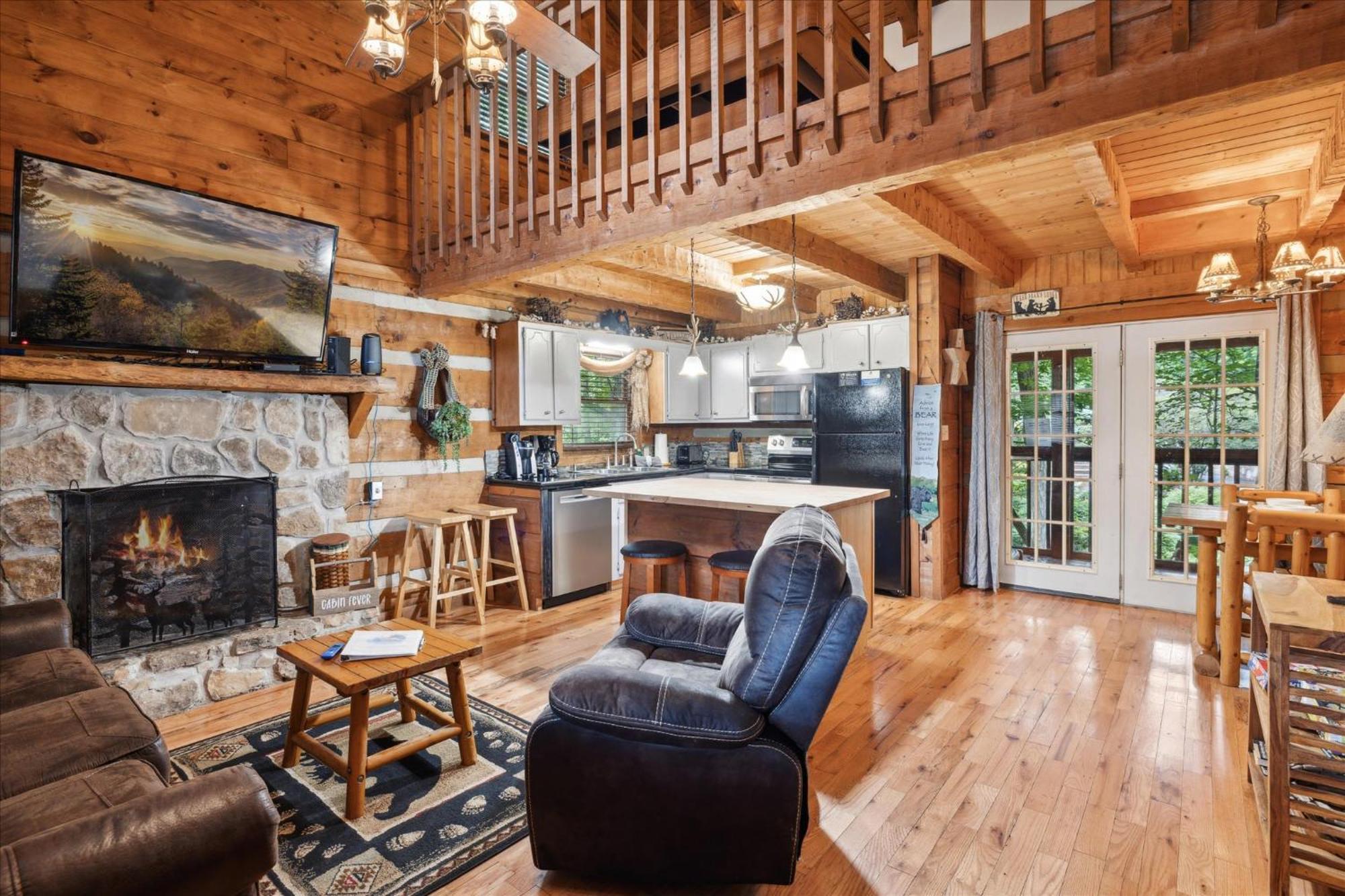 A Charming Cabin, Pool, Firepit, Hot Tub-Jacuzzi Gatlinburg Ngoại thất bức ảnh