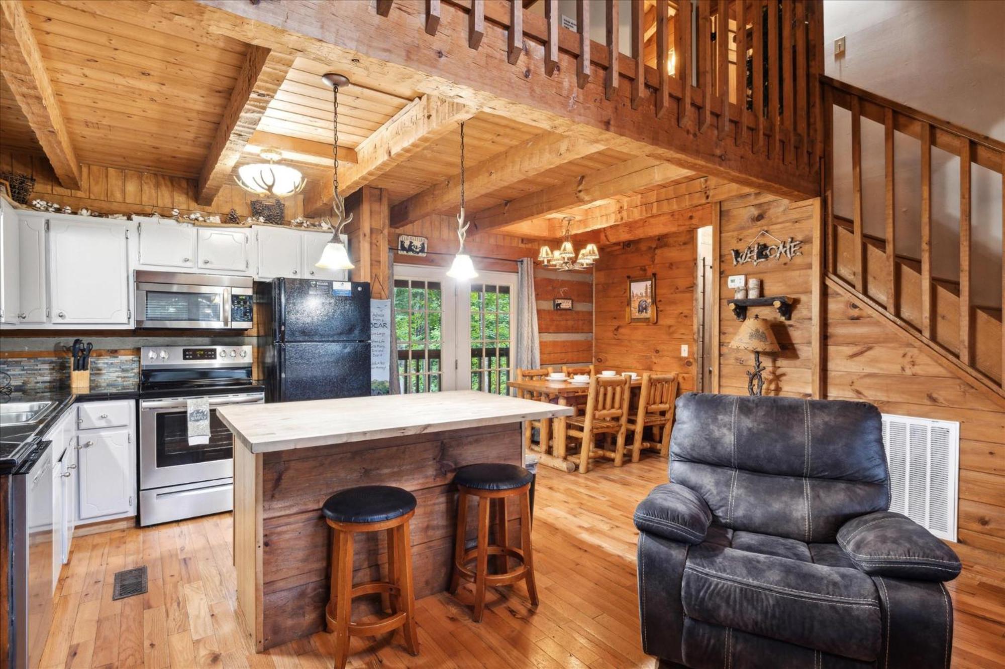 A Charming Cabin, Pool, Firepit, Hot Tub-Jacuzzi Gatlinburg Ngoại thất bức ảnh