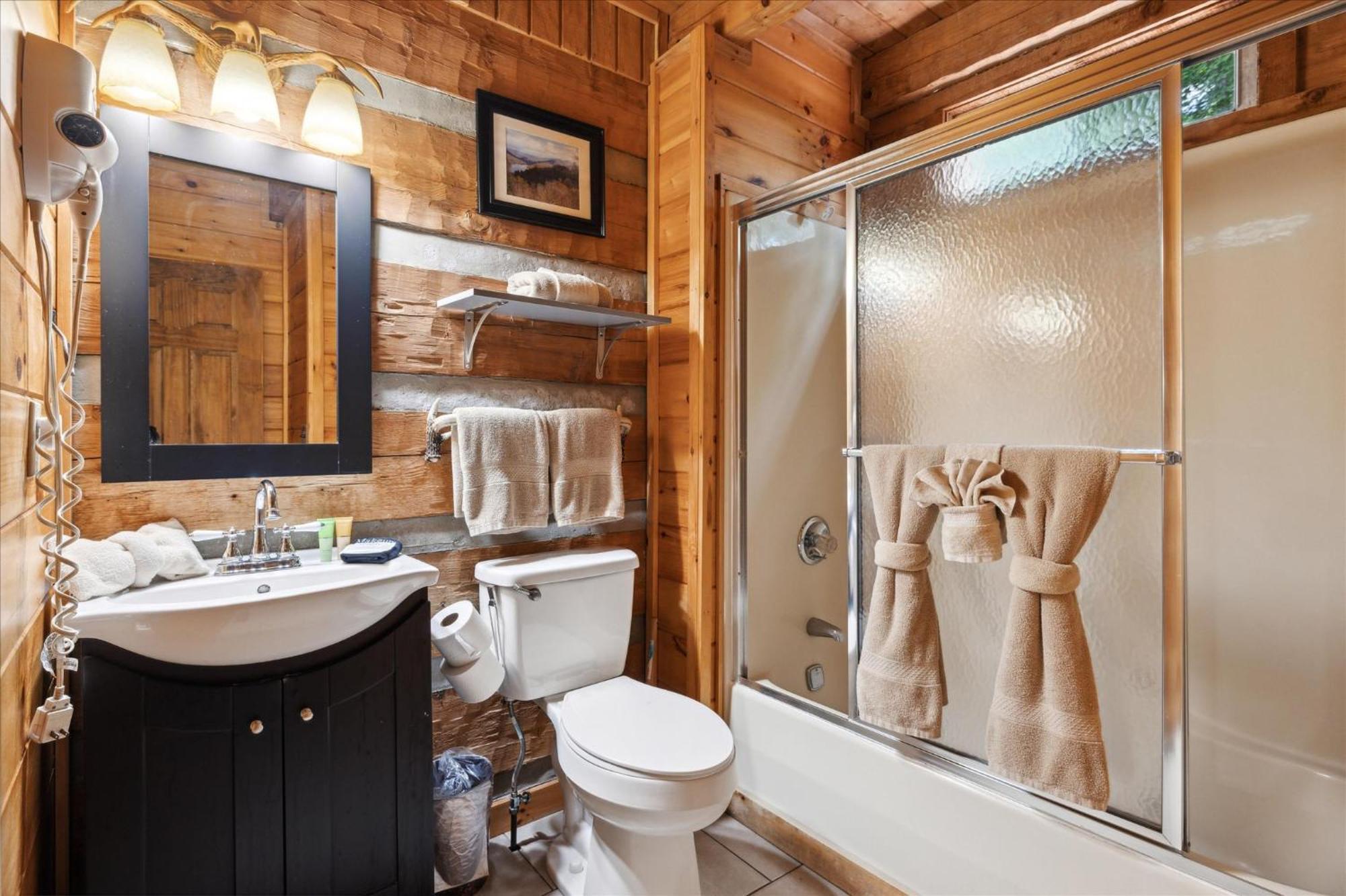 A Charming Cabin, Pool, Firepit, Hot Tub-Jacuzzi Gatlinburg Ngoại thất bức ảnh