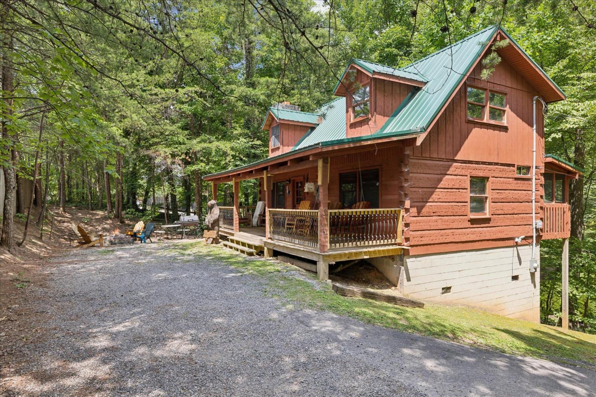 A Charming Cabin, Pool, Firepit, Hot Tub-Jacuzzi Gatlinburg Ngoại thất bức ảnh